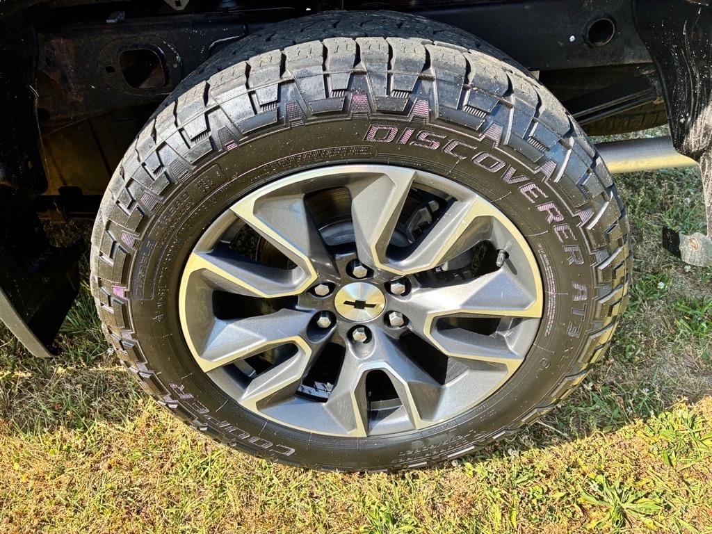 Chevrolet Silverado 1500 4WD Crew Cab 147" RST 2021