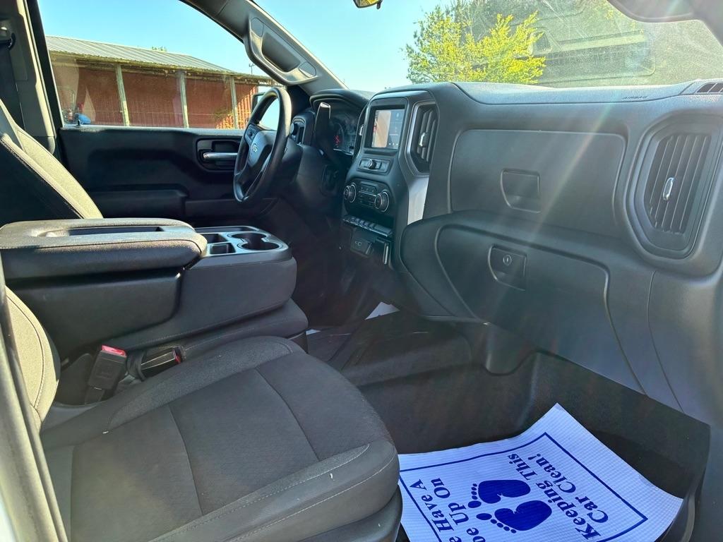 Chevrolet Silverado 1500 4WD Crew Cab 147" Custom 2022