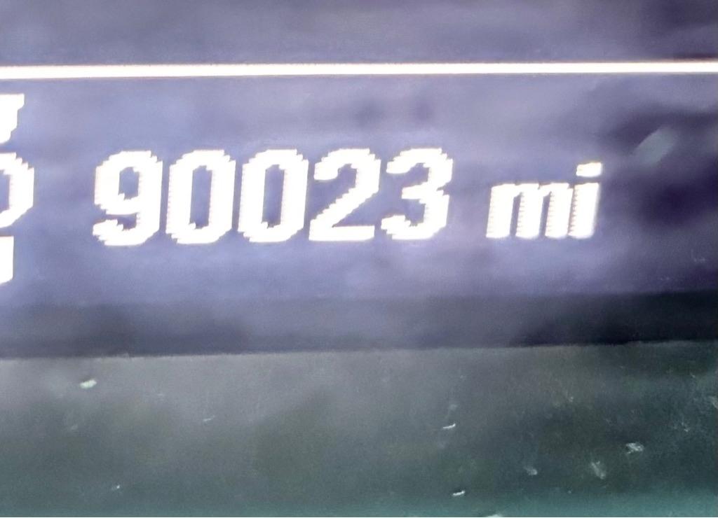 Chevrolet Silverado 1500 4WD Crew Cab 147" Custom 2022