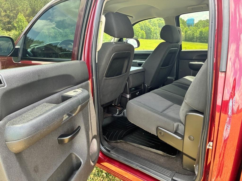 Chevrolet Silverado 1500 4WD Crew Cab 143.5" LT 2013