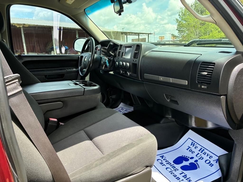 Chevrolet Silverado 1500 4WD Crew Cab 143.5" LT 2013