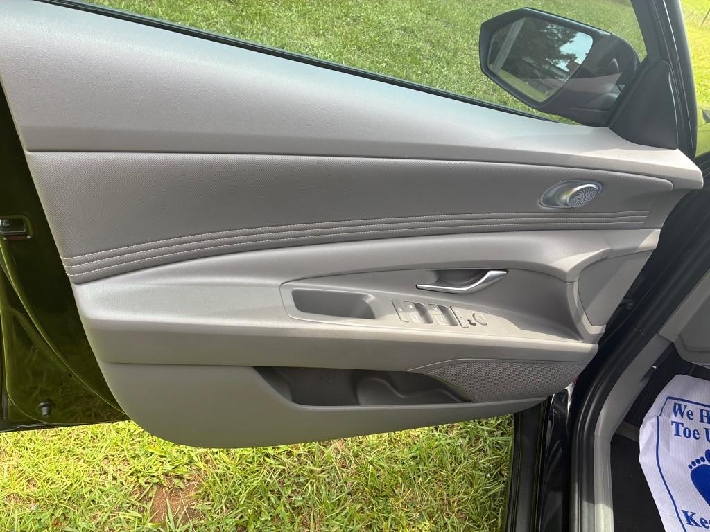Hyundai Elantra SEL IVT 2023