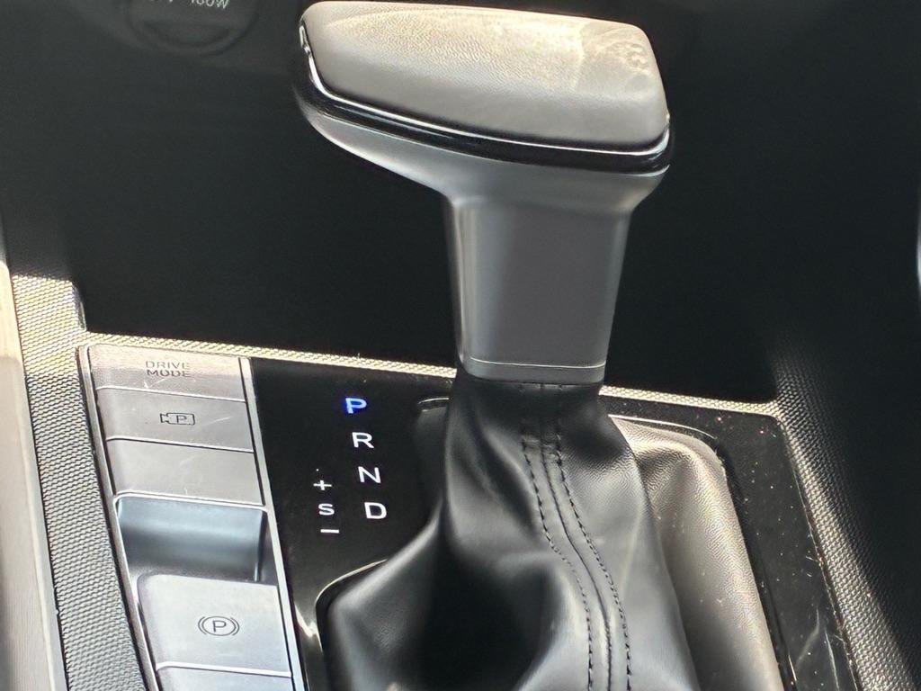 Hyundai Elantra SEL IVT 2023