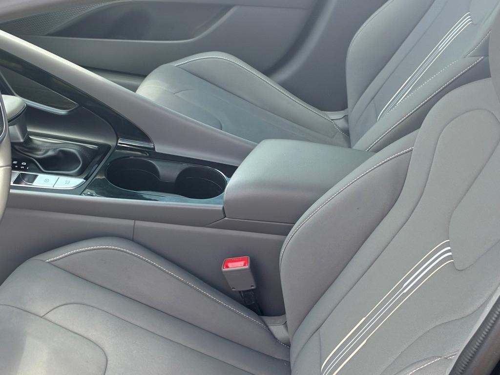 Hyundai Elantra SEL IVT 2023