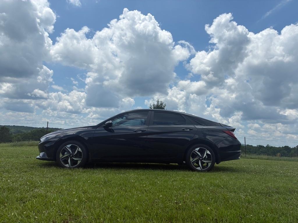 Hyundai Elantra SEL IVT 2023