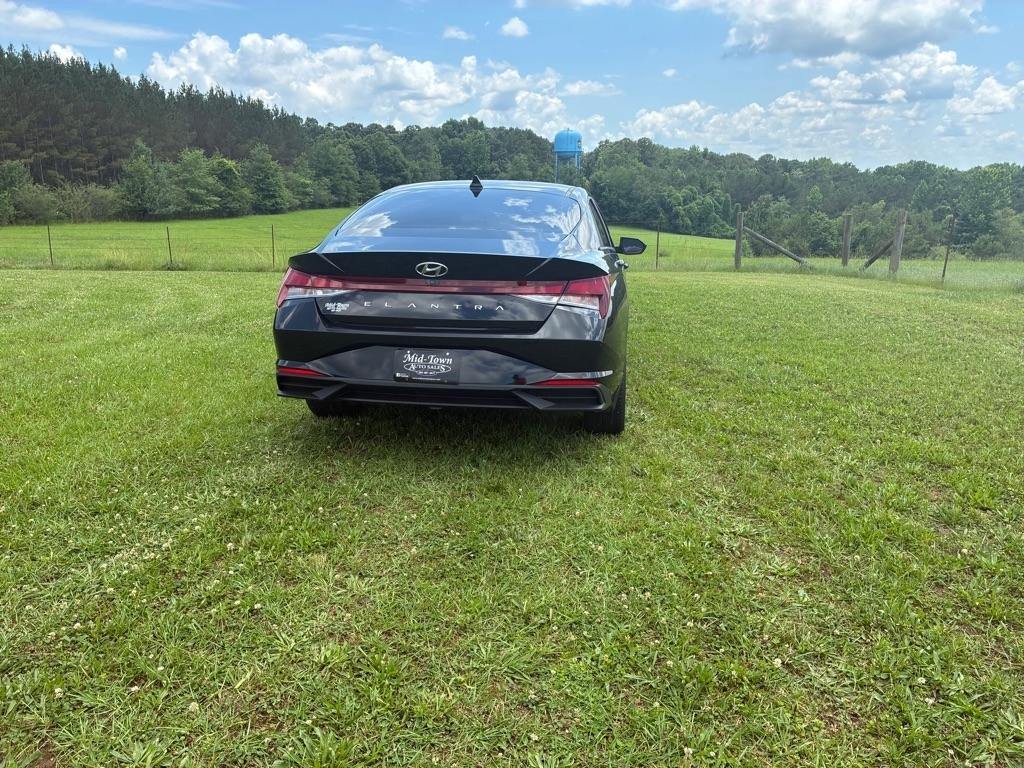 Hyundai Elantra SEL IVT 2023