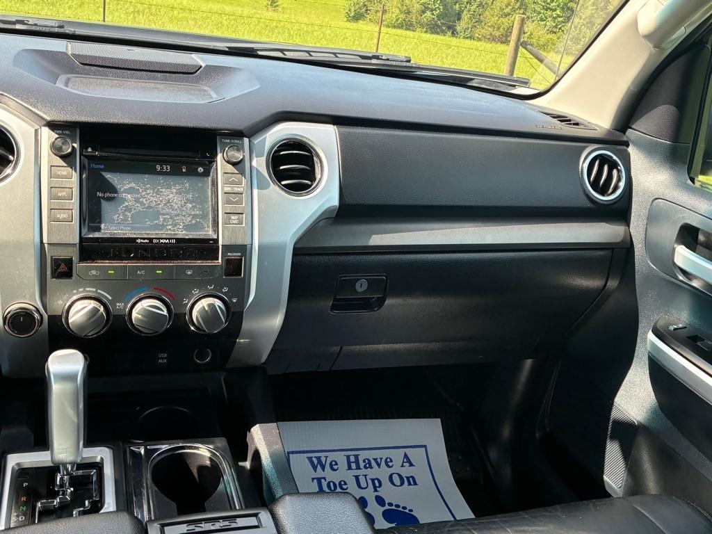 Toyota Tundra 4WD Truck CrewMax 5.7L FFV V8 6-Spd AT SR5 (Natl) 2014