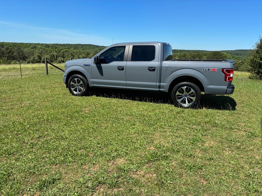 Ford F-150 2WD SuperCrew 145" STX 2019