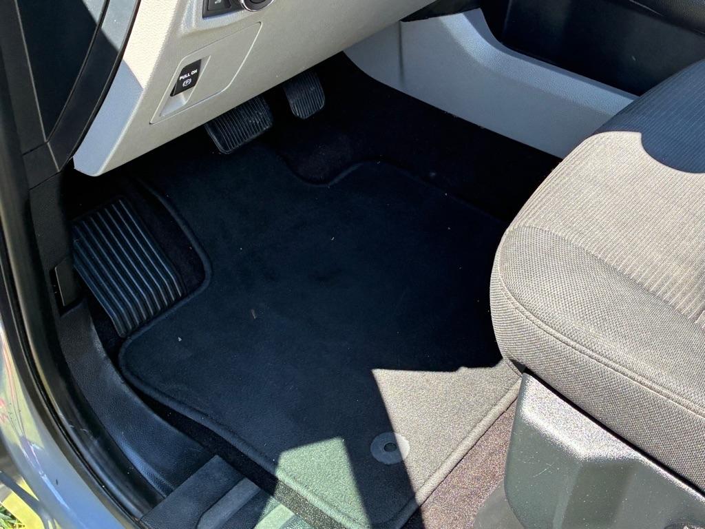 Ford F-150 2WD SuperCrew 145" STX 2019