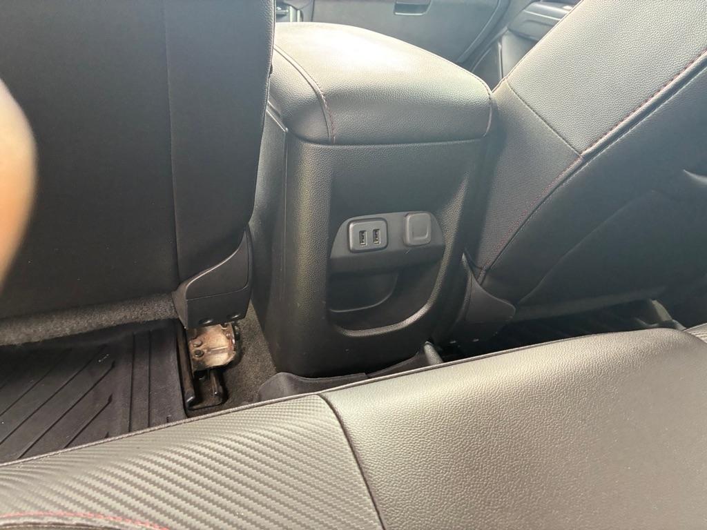 GMC Canyon 4WD Crew Cab 128.3" All Terrain w/Leather 2018