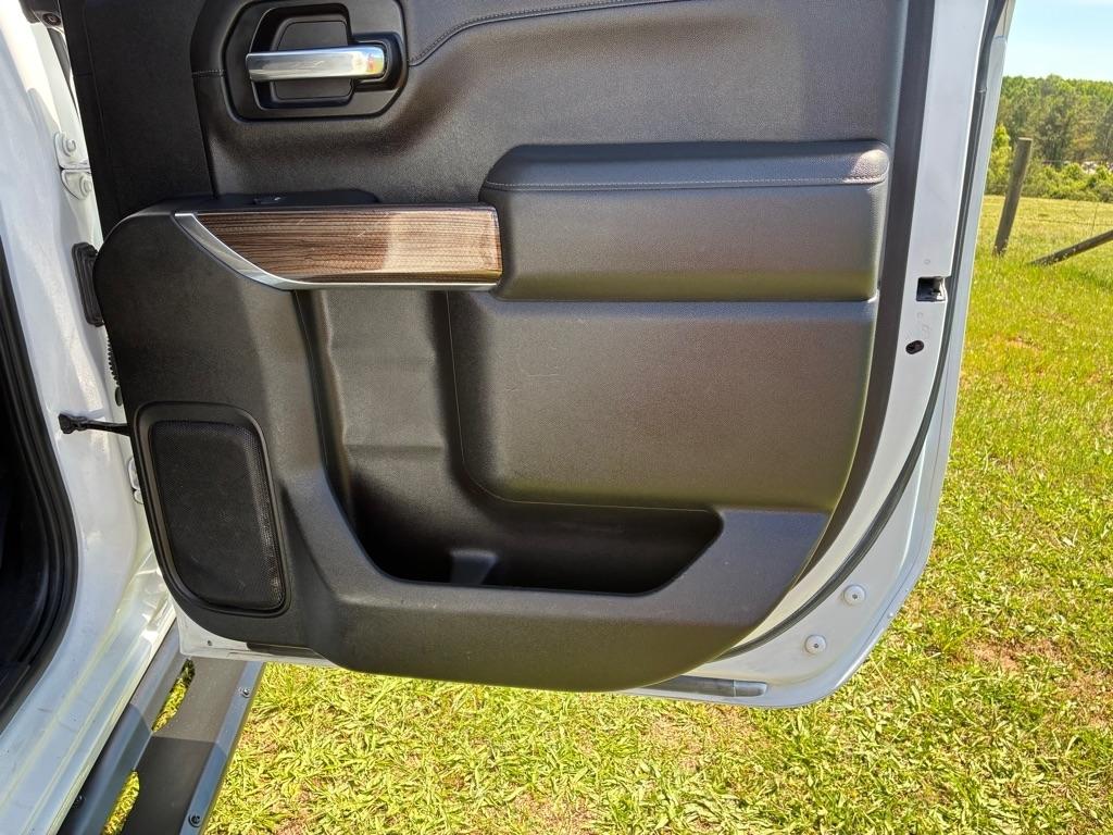 Chevrolet Silverado 1500 4WD Crew Cab 147" RST 2020