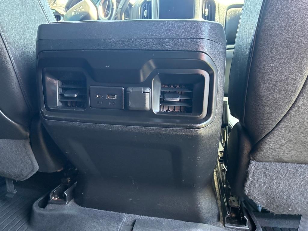 Chevrolet Silverado 1500 4WD Crew Cab 147" RST 2020