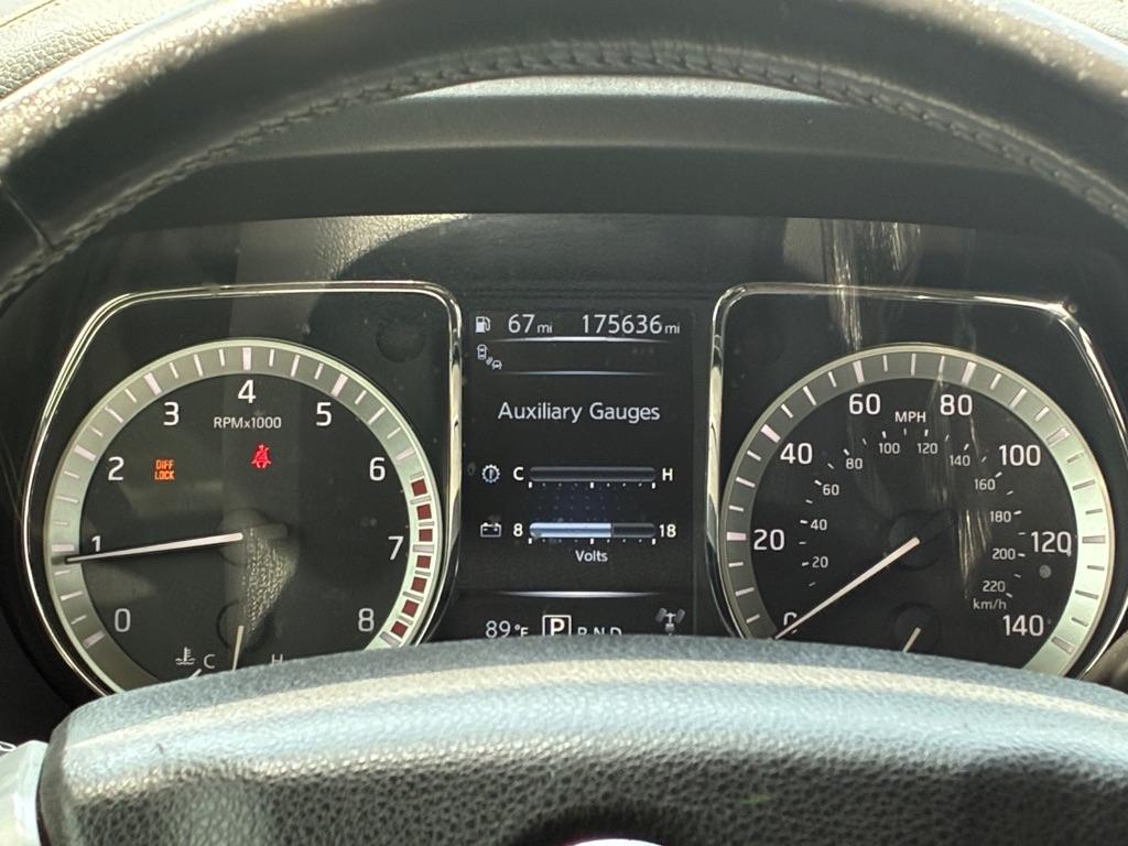 Nissan Titan 4x4 Crew Cab PRO-4X 2018