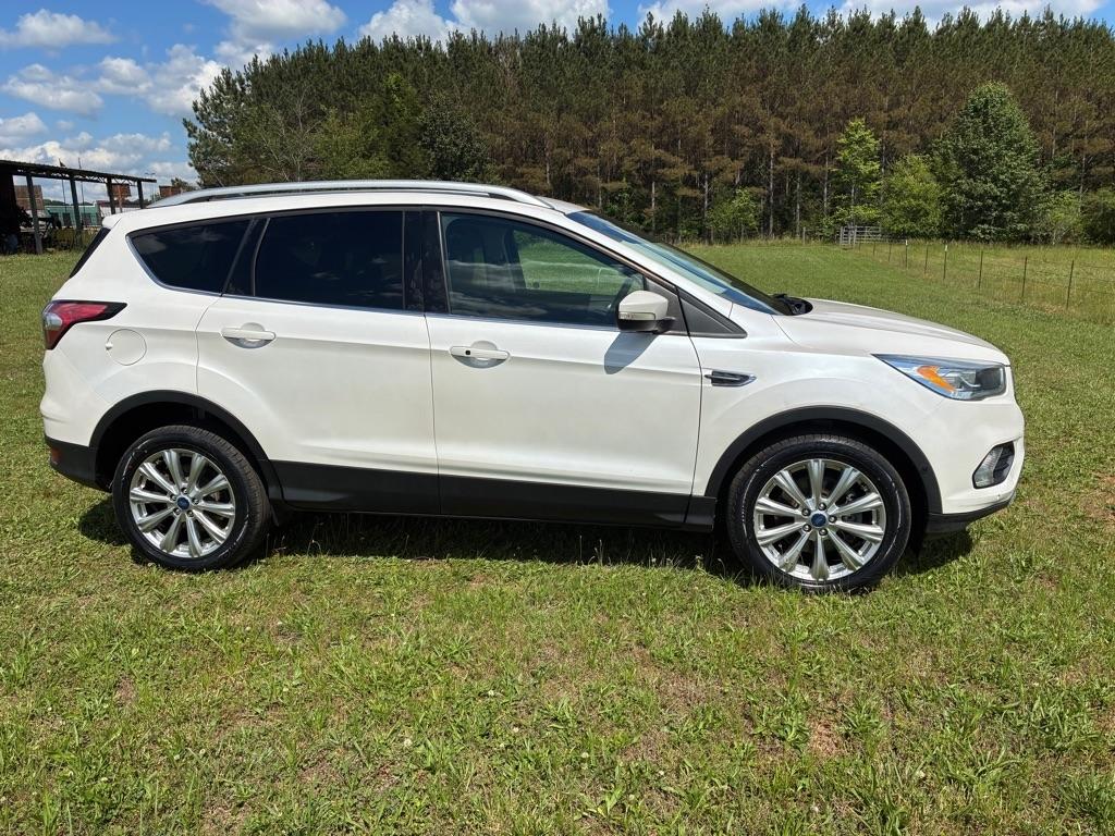 Ford Escape Titanium 4WD 2018
