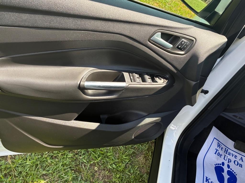 Ford Escape Titanium 4WD 2018