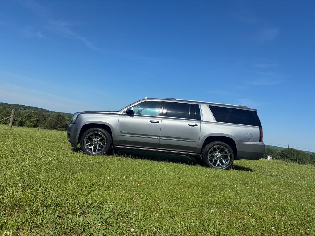 GMC Yukon XL 4WD 4dr Denali 2020