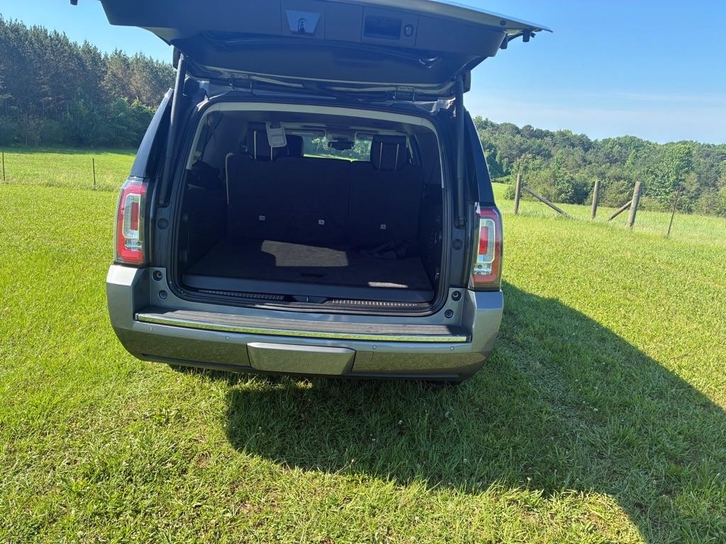 GMC Yukon XL 4WD 4dr Denali 2020