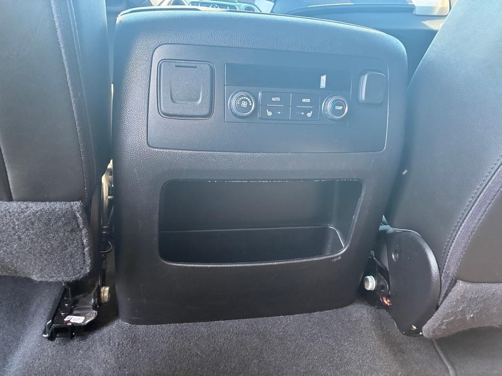 GMC Yukon XL 4WD 4dr Denali 2020