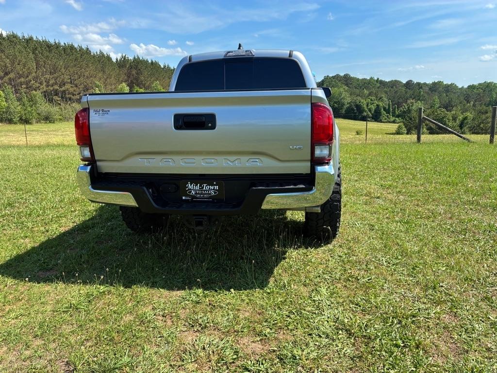 Toyota Tacoma 2WD TRD Off Road Double Cab 5' Bed V6 AT (Natl) 2021