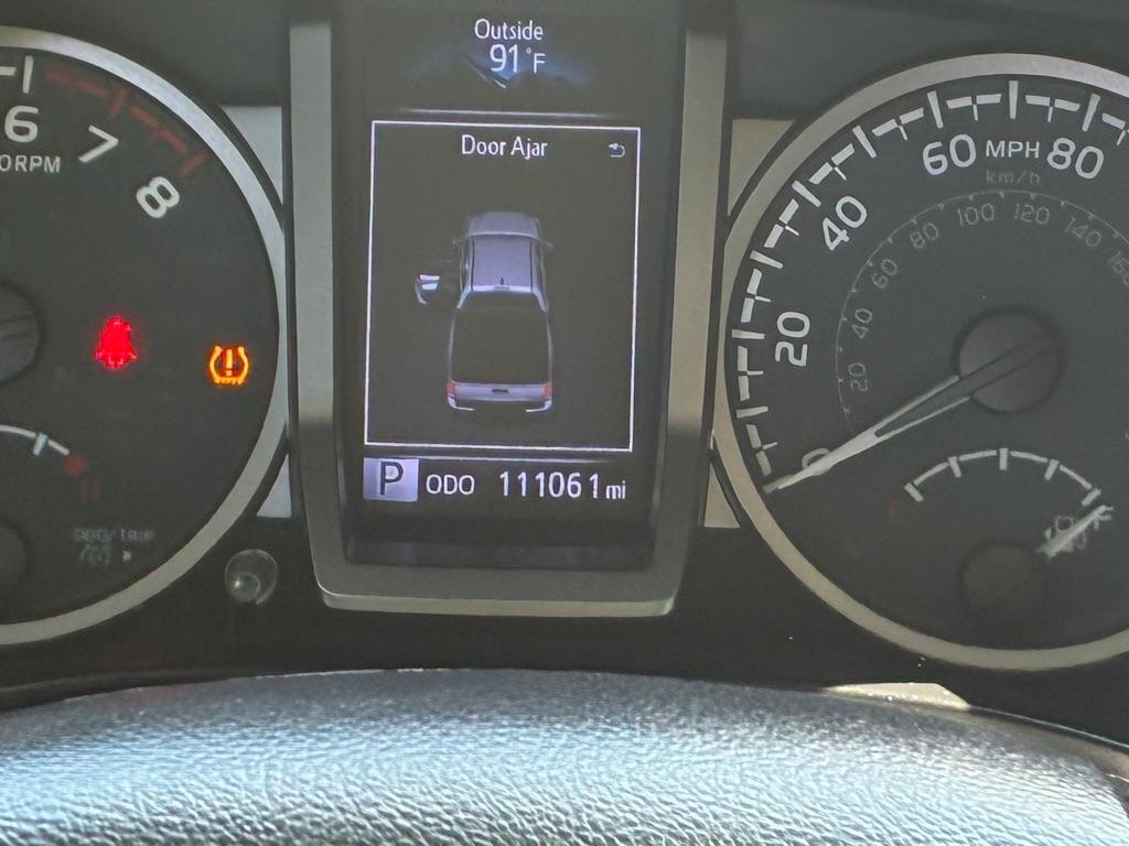 Toyota Tacoma 2WD TRD Off Road Double Cab 5' Bed V6 AT (Natl) 2021