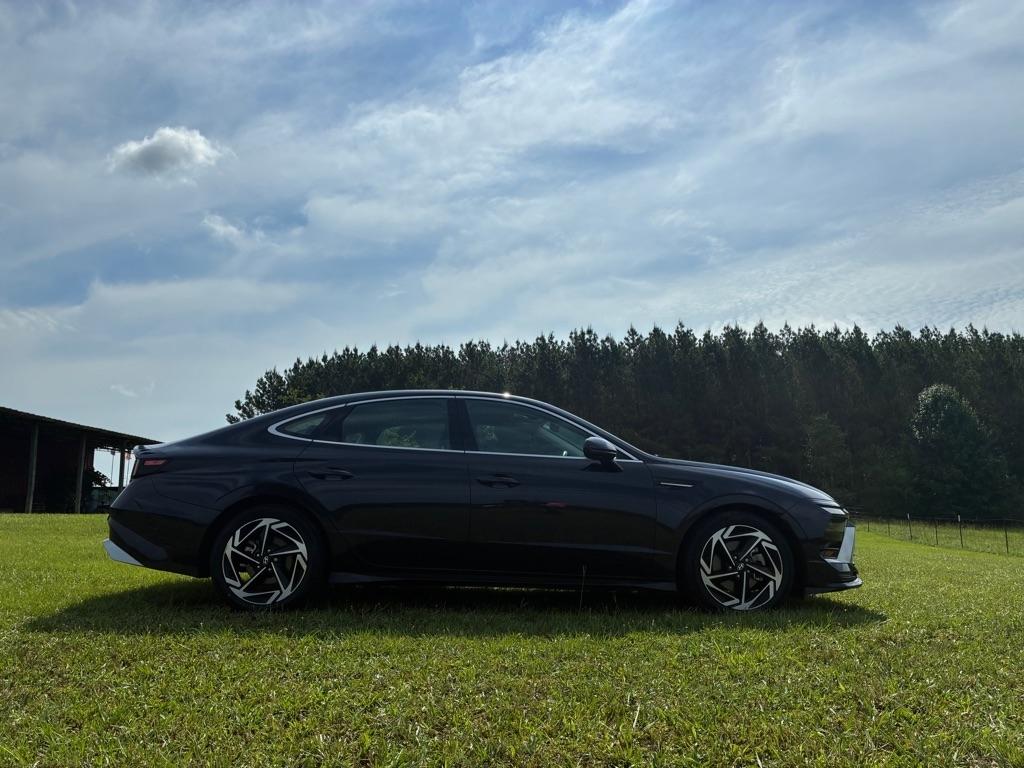 Hyundai Sonata SEL 2.5L FWD 2024