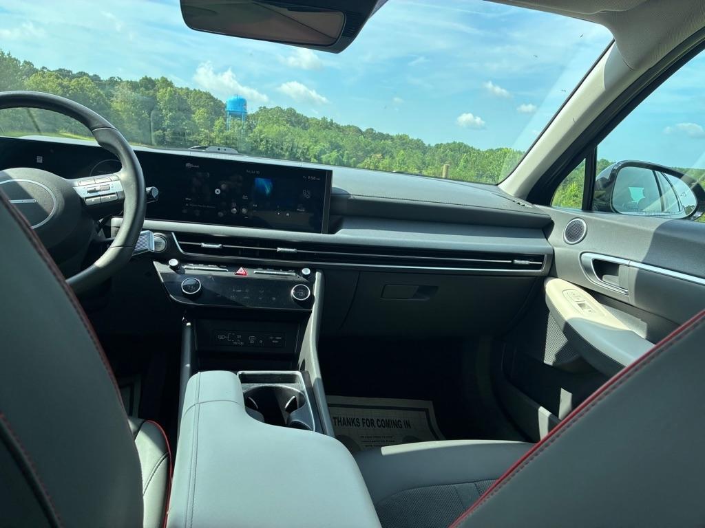 Hyundai Sonata SEL 2.5L FWD 2024
