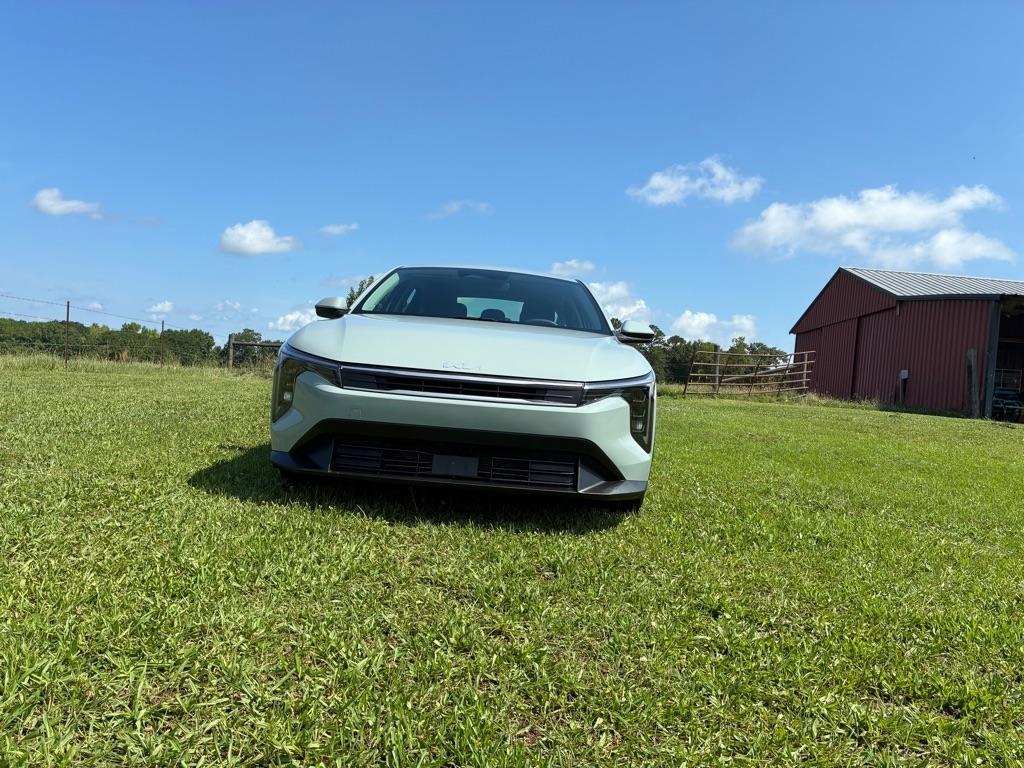 Kia K4 LXS FWD 2025