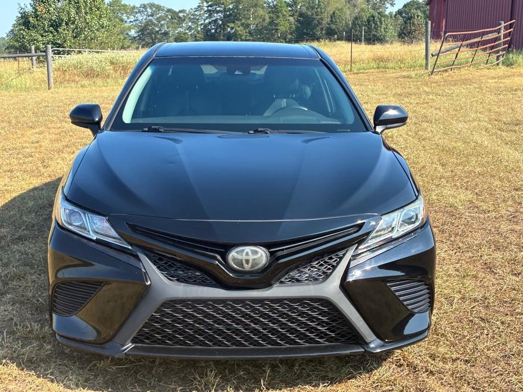 Toyota Camry XLE Auto (Natl) 2018