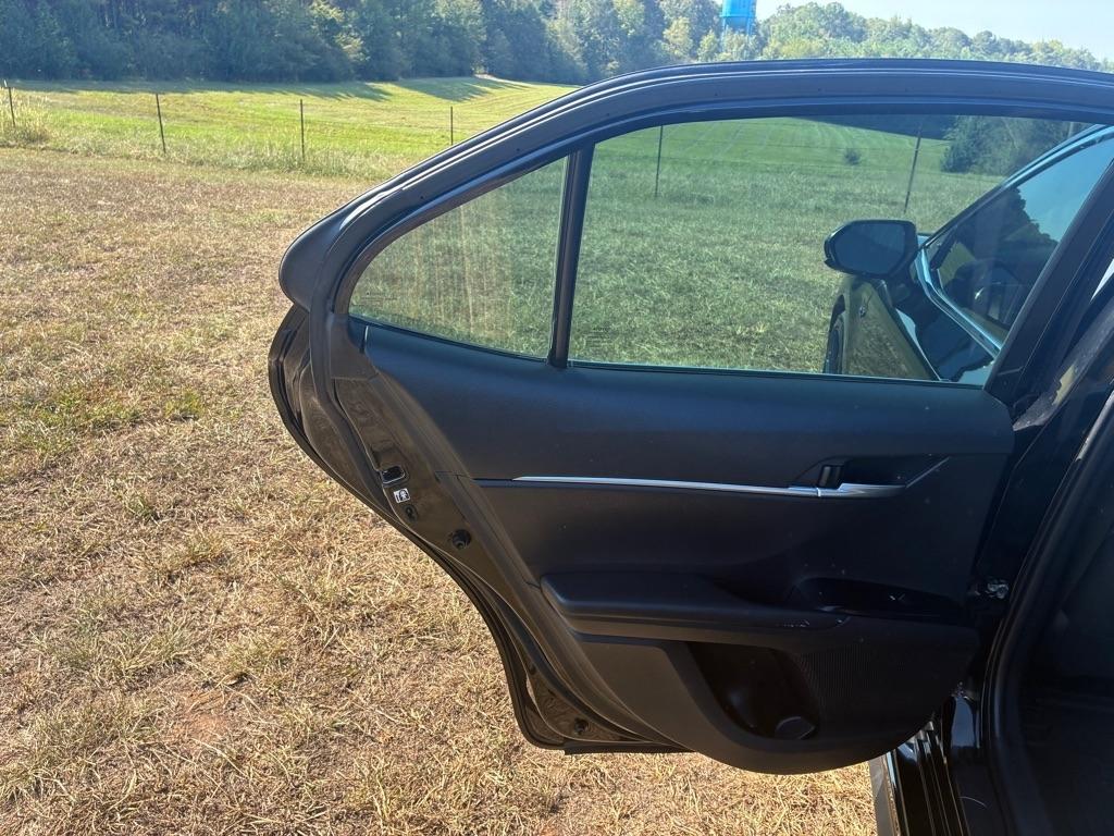 Toyota Camry XLE Auto (Natl) 2018