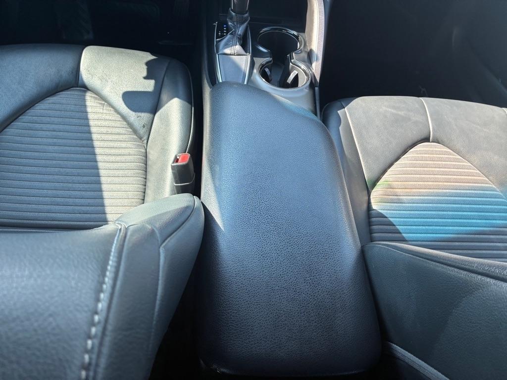 Toyota Camry XLE Auto (Natl) 2018