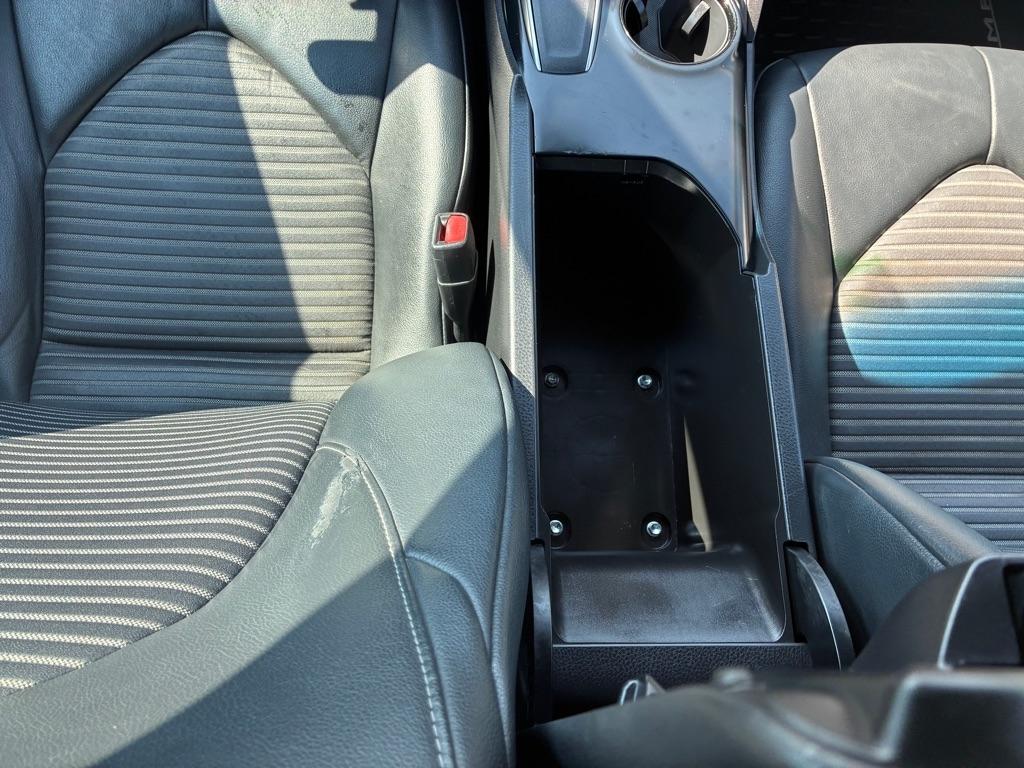Toyota Camry XLE Auto (Natl) 2018