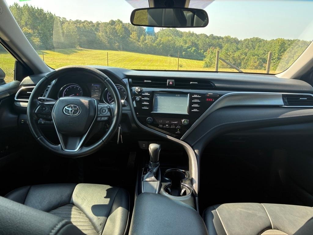 Toyota Camry XLE Auto (Natl) 2018