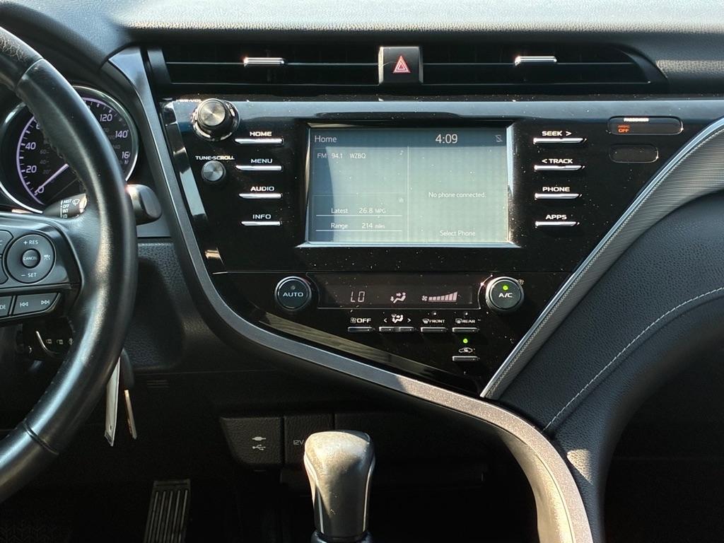 Toyota Camry XLE Auto (Natl) 2018