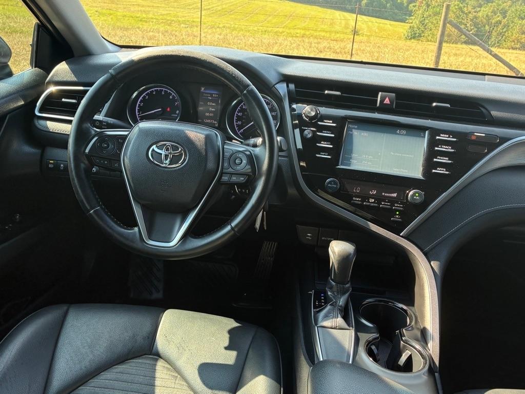 Toyota Camry XLE Auto (Natl) 2018