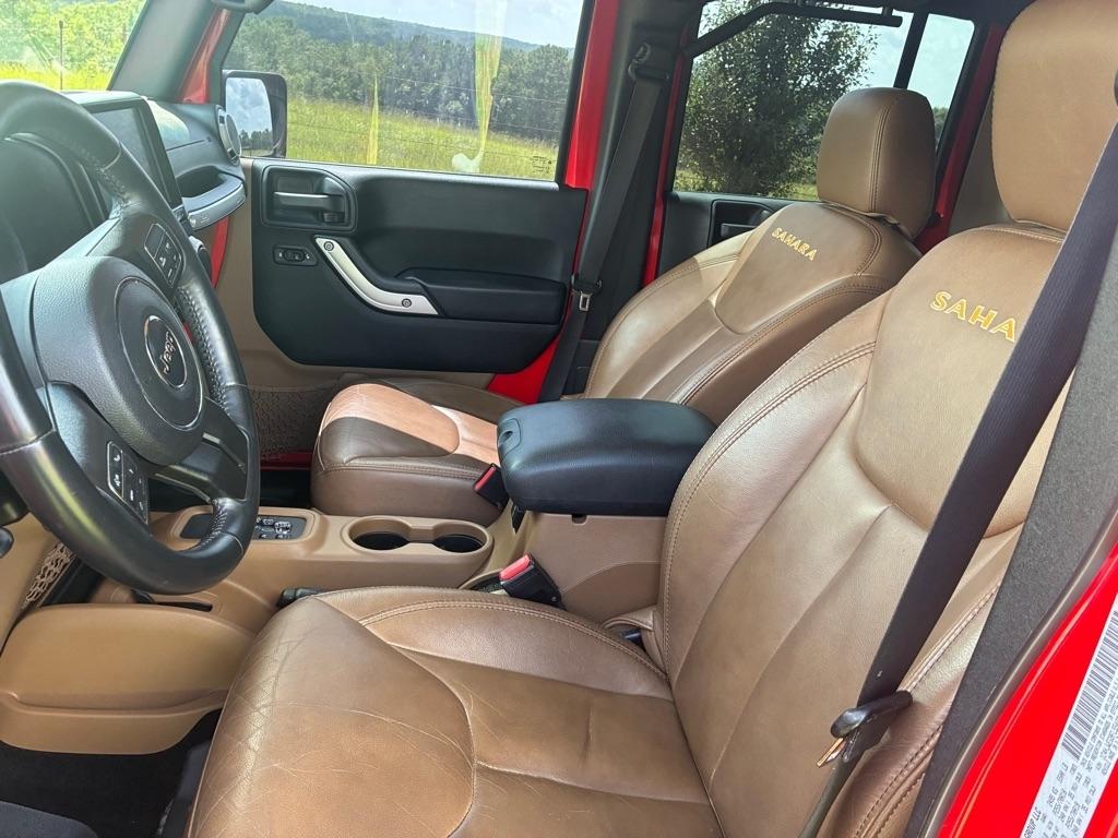 Jeep Wrangler Unlimited 4WD 4dr Sahara 2015