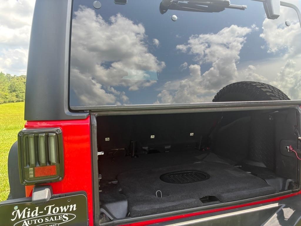 Jeep Wrangler Unlimited 4WD 4dr Sahara 2015
