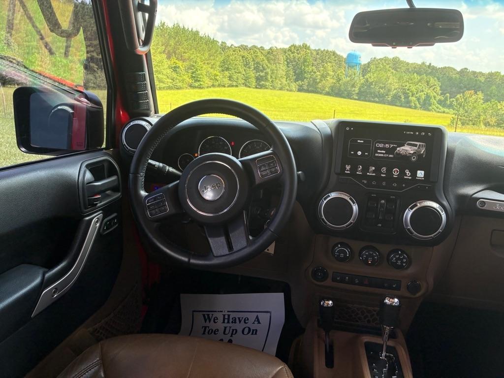 Jeep Wrangler Unlimited 4WD 4dr Sahara 2015