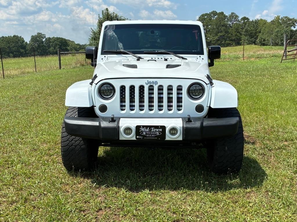Jeep Wrangler Unlimited 4WD 4dr Sahara 2016