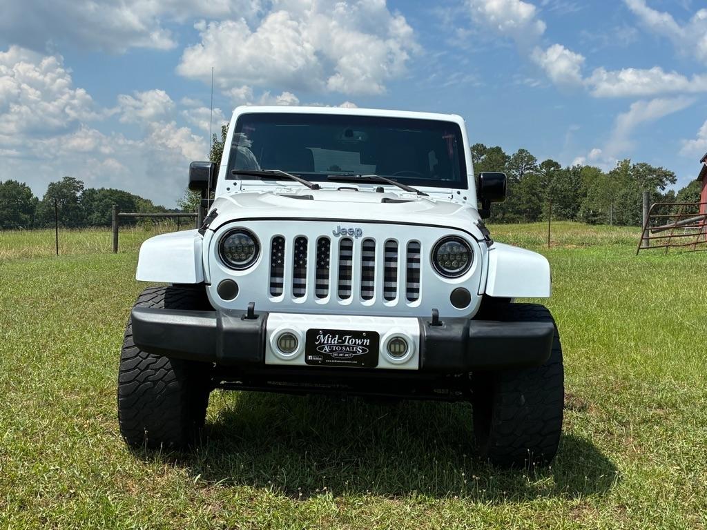 Jeep Wrangler Unlimited 4WD 4dr Sahara 2016