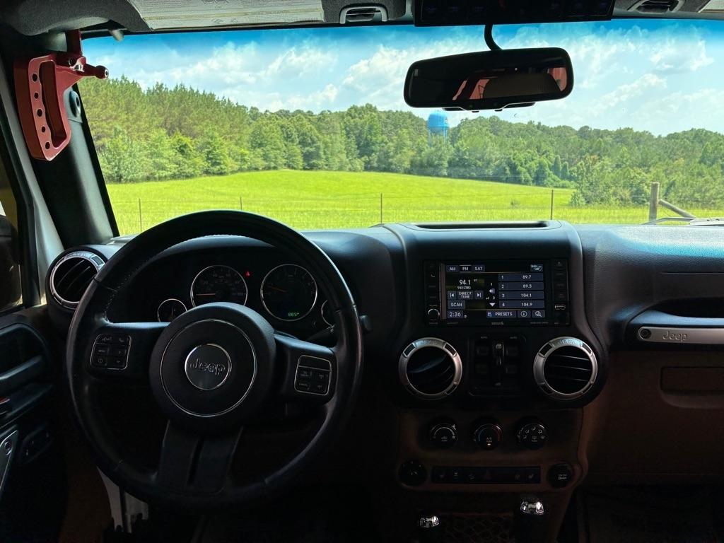 Jeep Wrangler Unlimited 4WD 4dr Sahara 2016