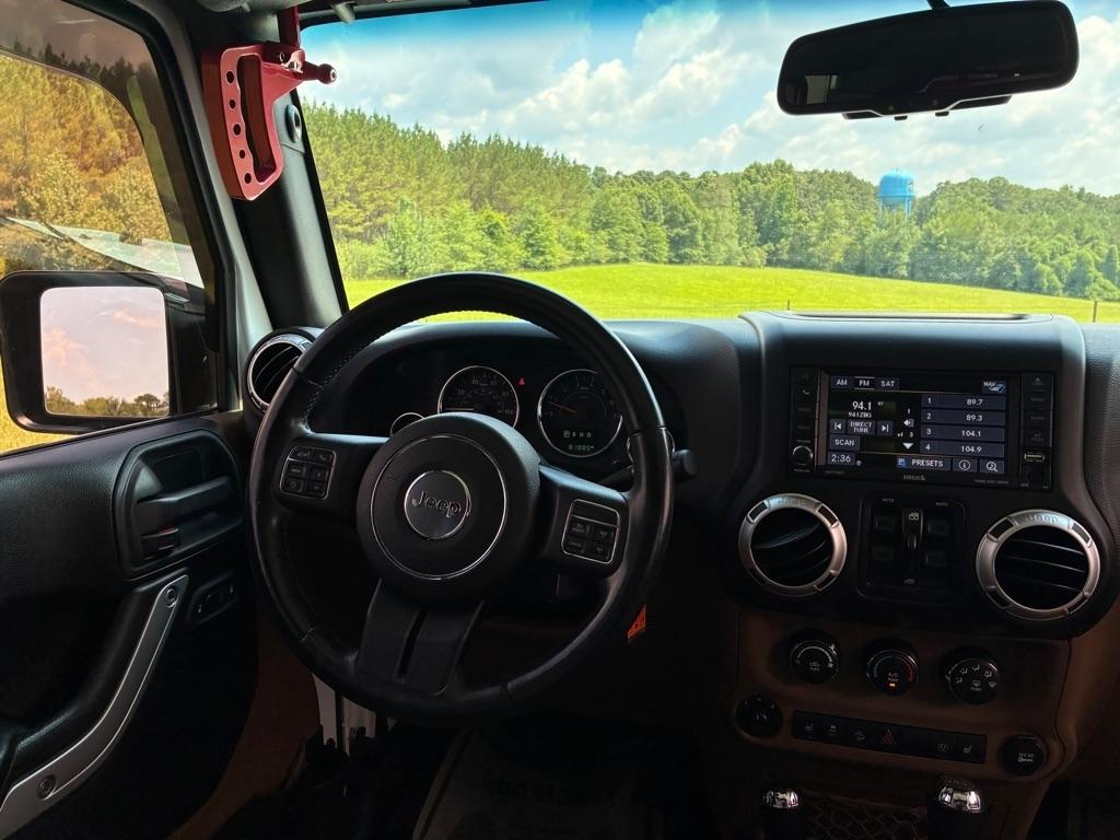 Jeep Wrangler Unlimited 4WD 4dr Sahara 2016