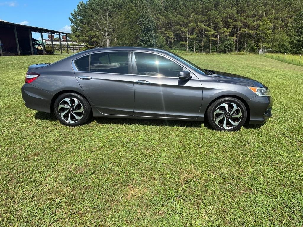 Honda Accord Sedan EX CVT w/Honda Sensing 2017