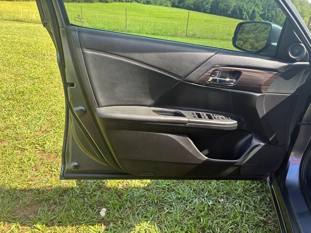 Honda Accord Sedan EX CVT w/Honda Sensing 2017