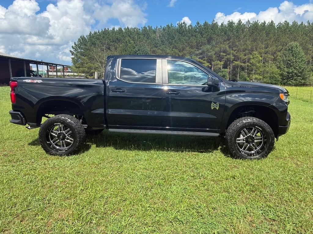 Chevrolet Silverado 1500 4WD Crew Cab 147" RST 2023