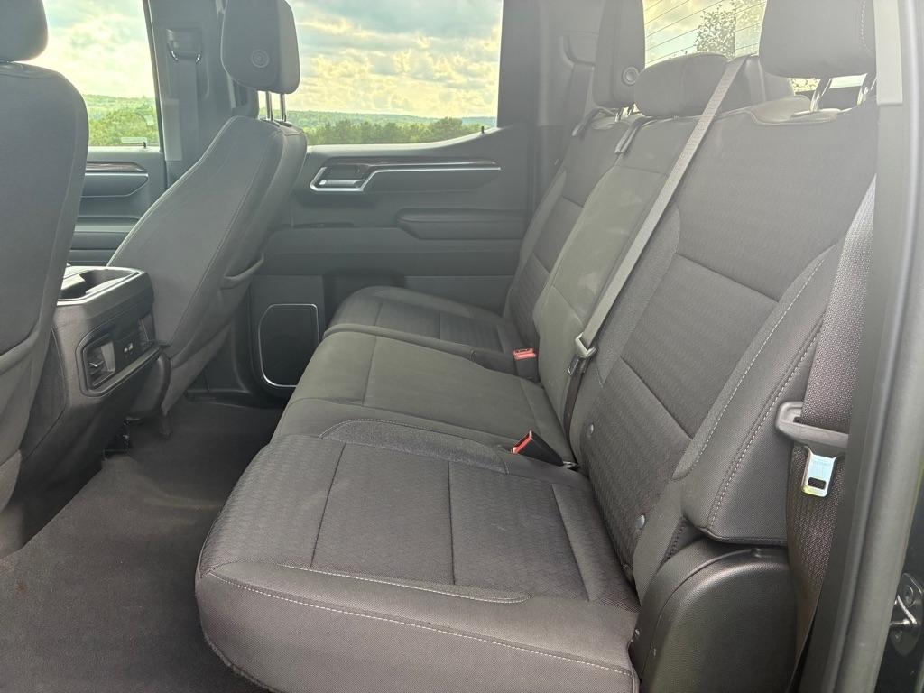 Chevrolet Silverado 1500 4WD Crew Cab 147" RST 2023