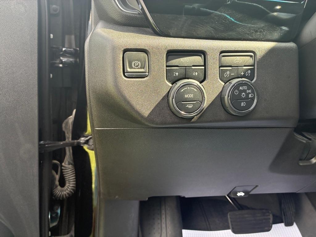 Chevrolet Silverado 1500 4WD Crew Cab 147" RST 2023