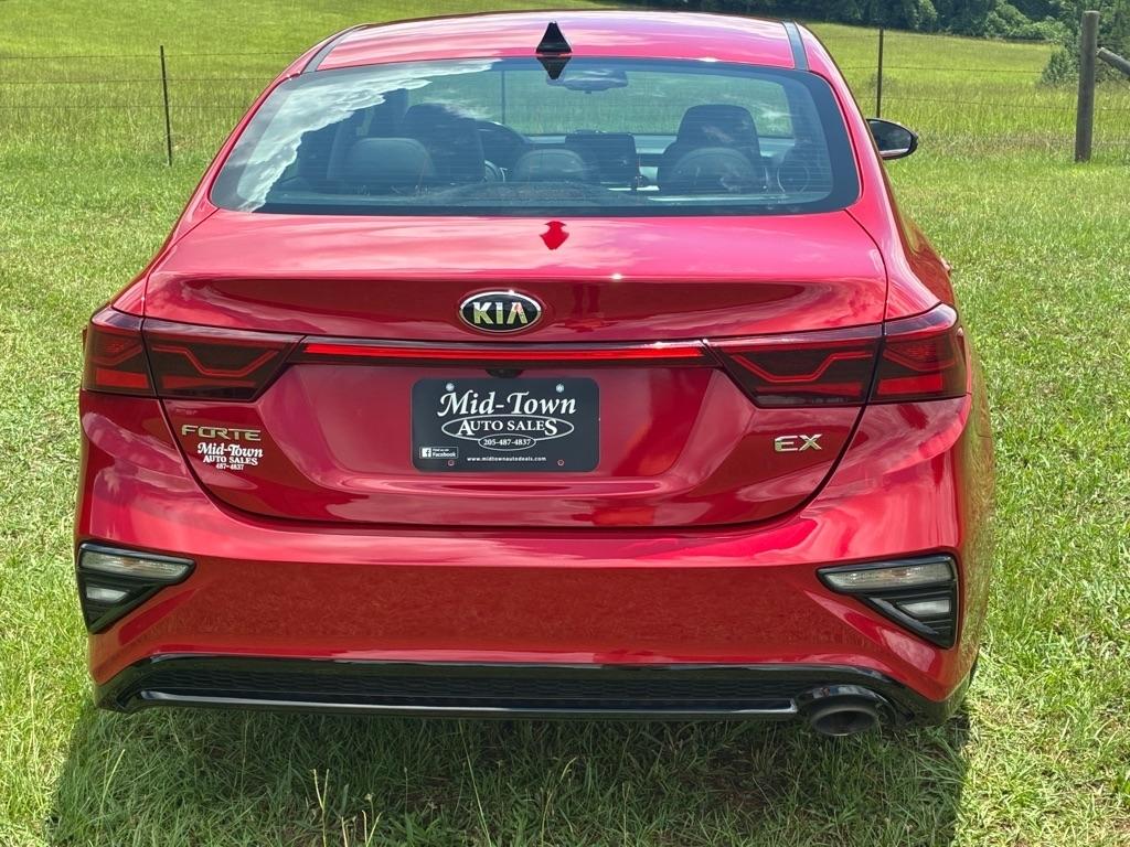 Kia Forte EX IVT 2021