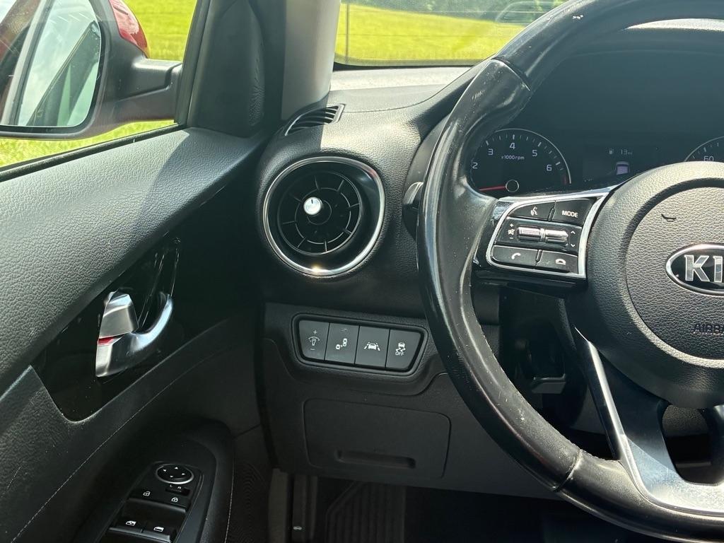 Kia Forte EX IVT 2021