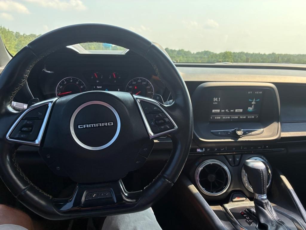 Chevrolet Camaro 2dr Cpe 1LT 2017