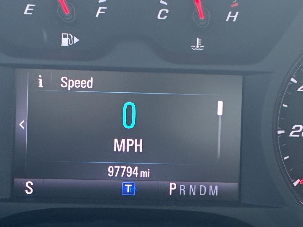 Chevrolet Camaro 2dr Cpe 1LT 2017